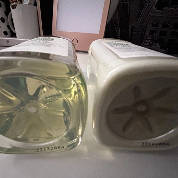 Briogeo Superfoods Shampoo & Conditioner - Picture 2 of 4